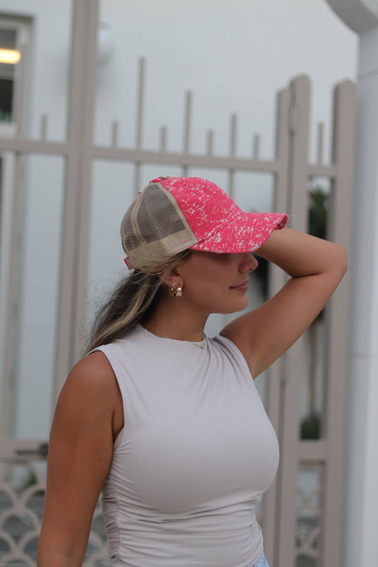 CORAL COLOR HAT WITH DISTRESSED SPLATTER