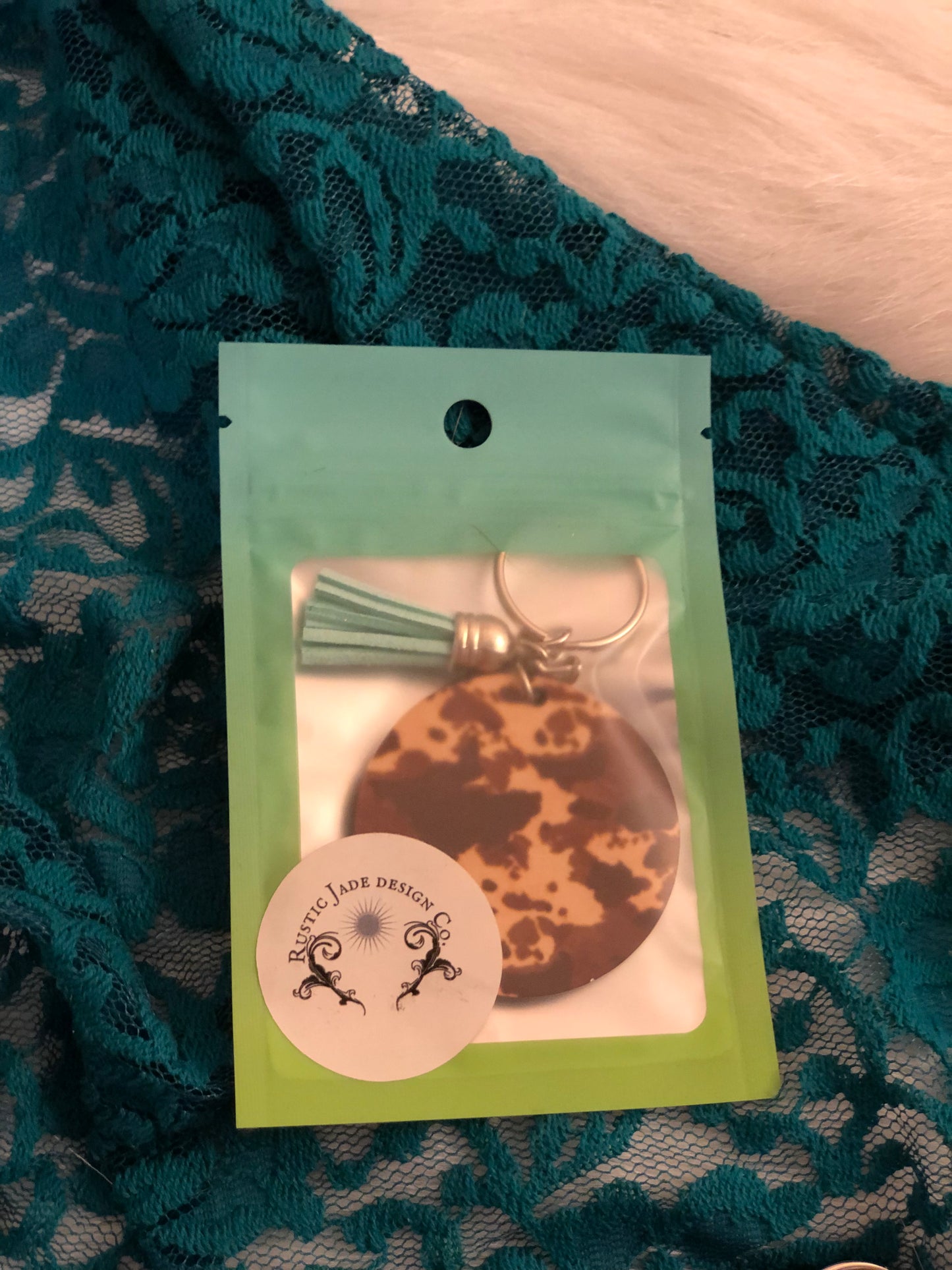 Round keychain