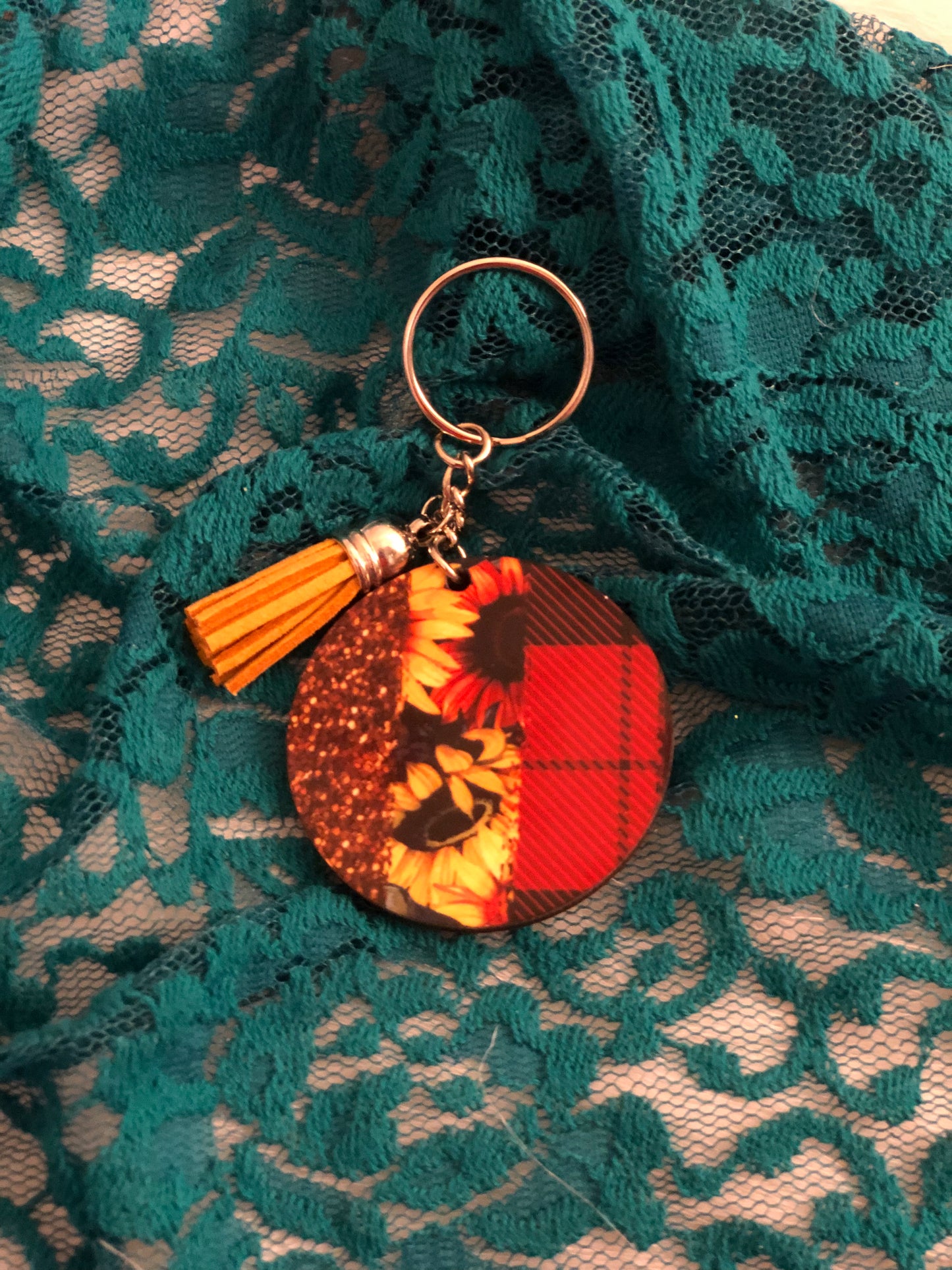 Round keychain