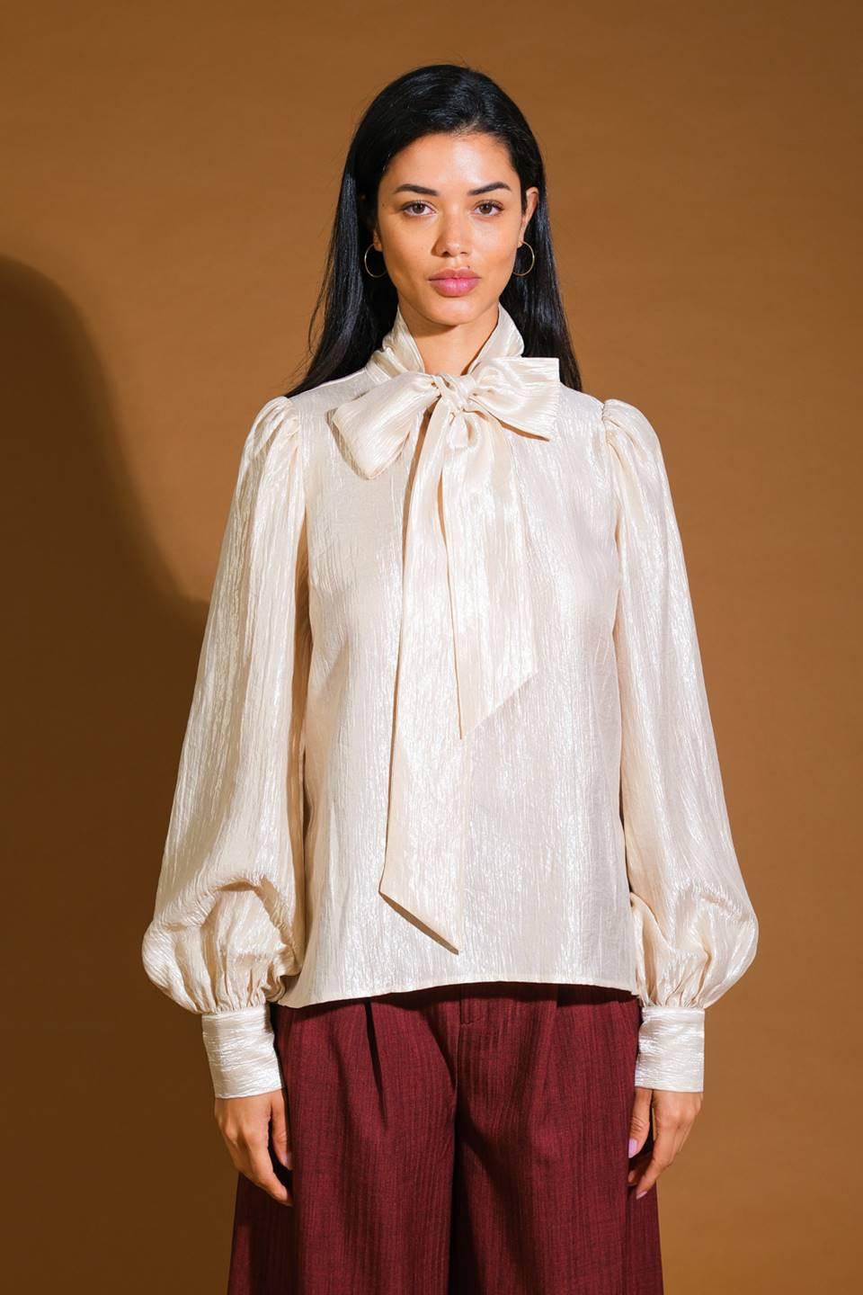STUNNING ASPECT WOVEN TOP