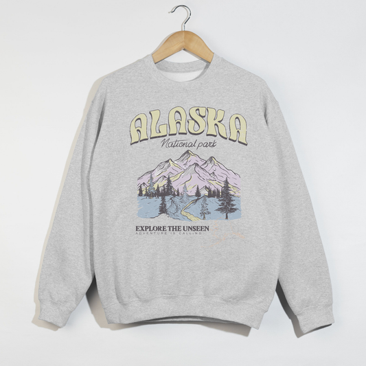 Alaska National Park Crewneck Sweatshirt | Vintage Mountain Graphic Sweatshirt