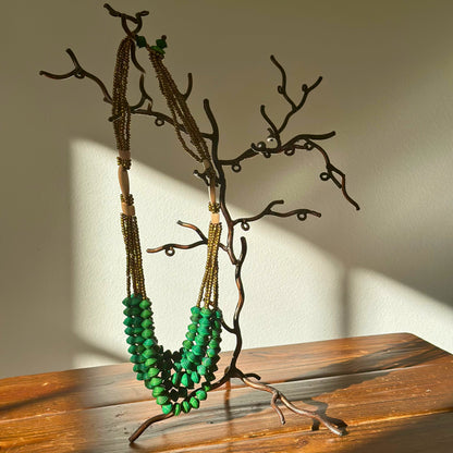 THE VIDA NECKLACE, RUNWAY TREND