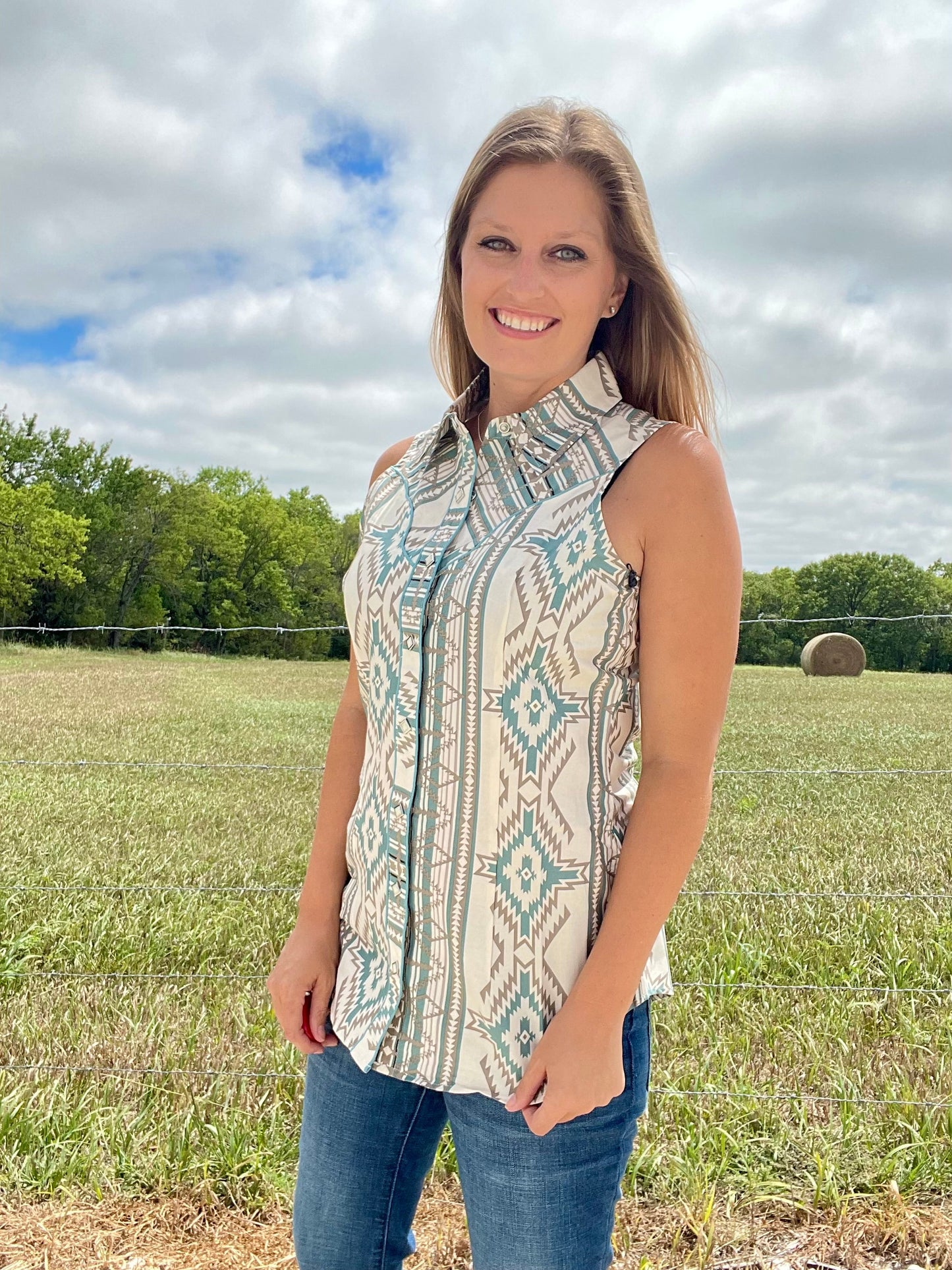 SOUTHWESTERN PRINT SLEEVELESS SNAP TANK- SALE
