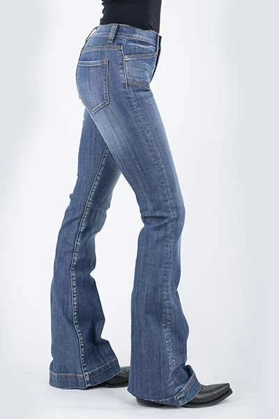 Stetson 921 High Waist Flare Fit Patch Pockets (Medium Wash) - Women's Jeans