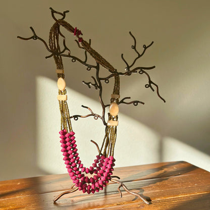 THE VIDA NECKLACE, RUNWAY TREND