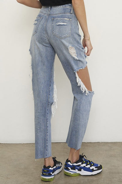 HIGH RISE DESTROYED BOYFRIEND JEANS