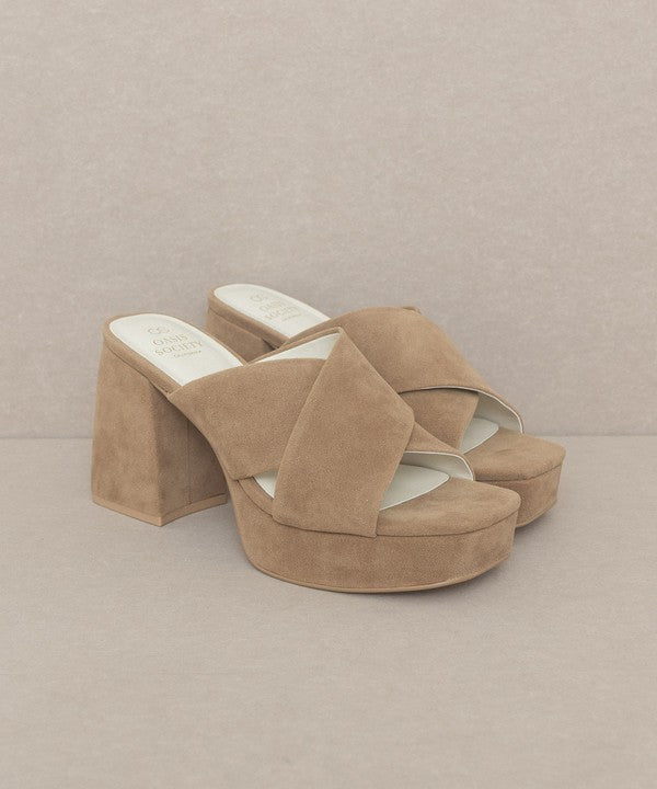 Oasis Society Carmen - Chunky Platform Mule Heel