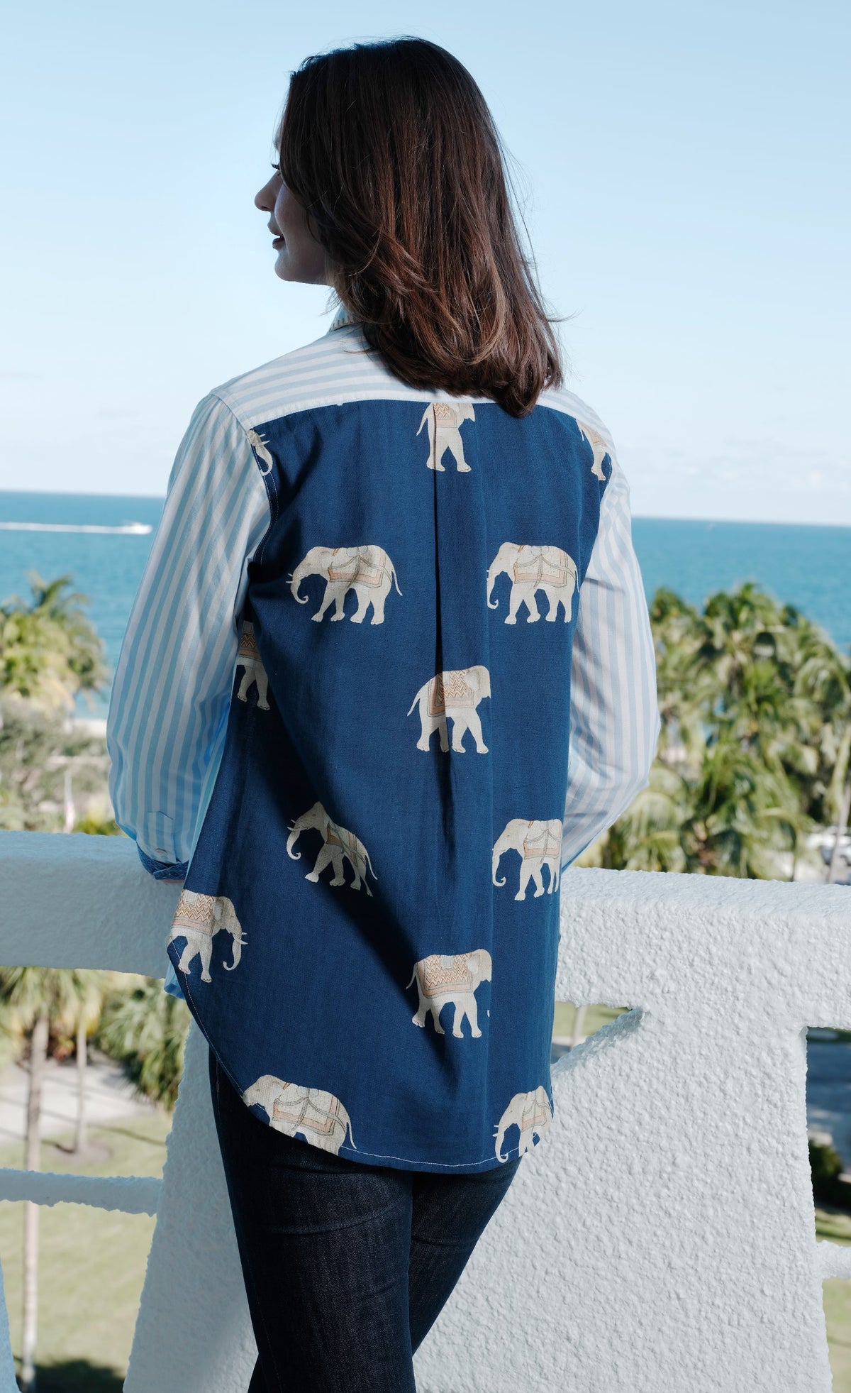 Chesapeake Hi Lo Top with Navy Ground Ellies on The Back