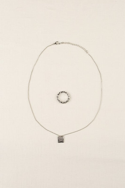 Twist ring and square pendant necklace set -silver