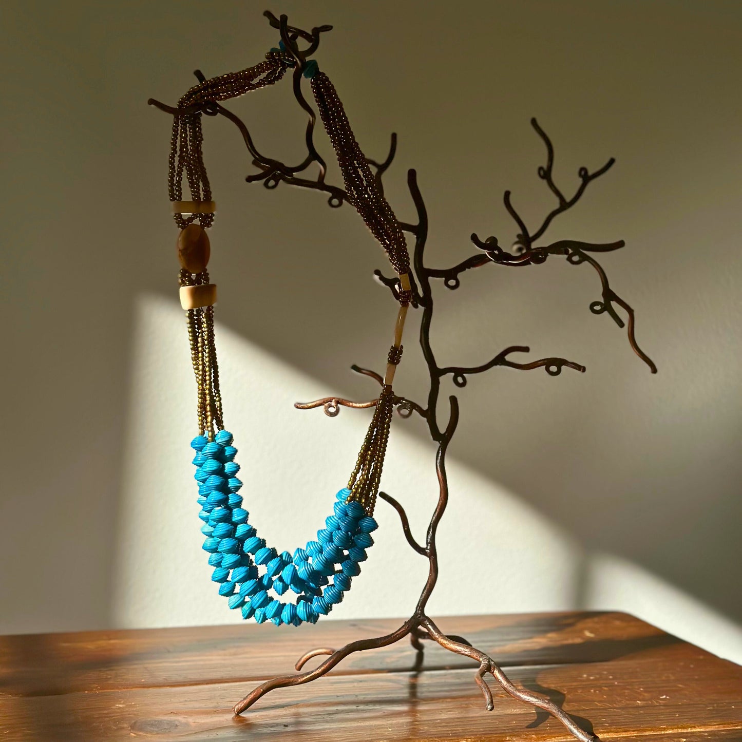 THE VIDA NECKLACE, RUNWAY TREND
