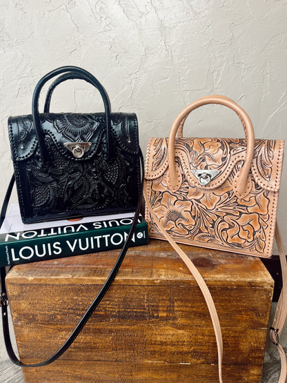 The Que Chula Dos Botones Bag