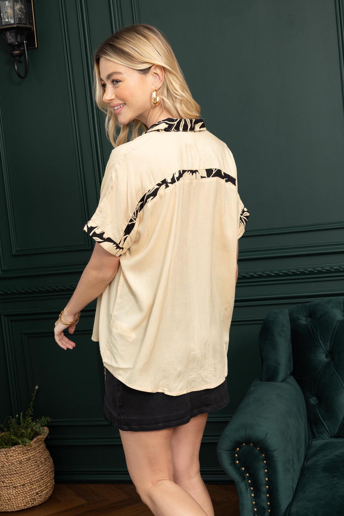 Amber's Place Shirt  In Beige