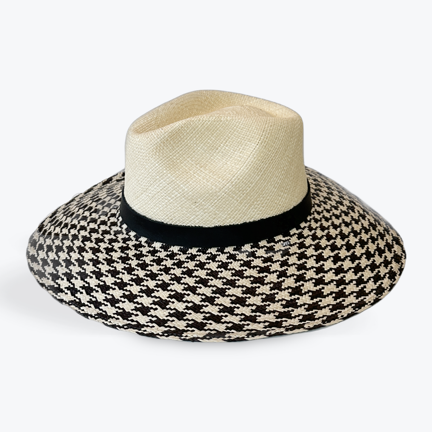 HOUNDSTOOTH LARGE BRIM TOQUILLA STRAW HAT