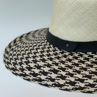HOUNDSTOOTH LARGE BRIM TOQUILLA STRAW HAT
