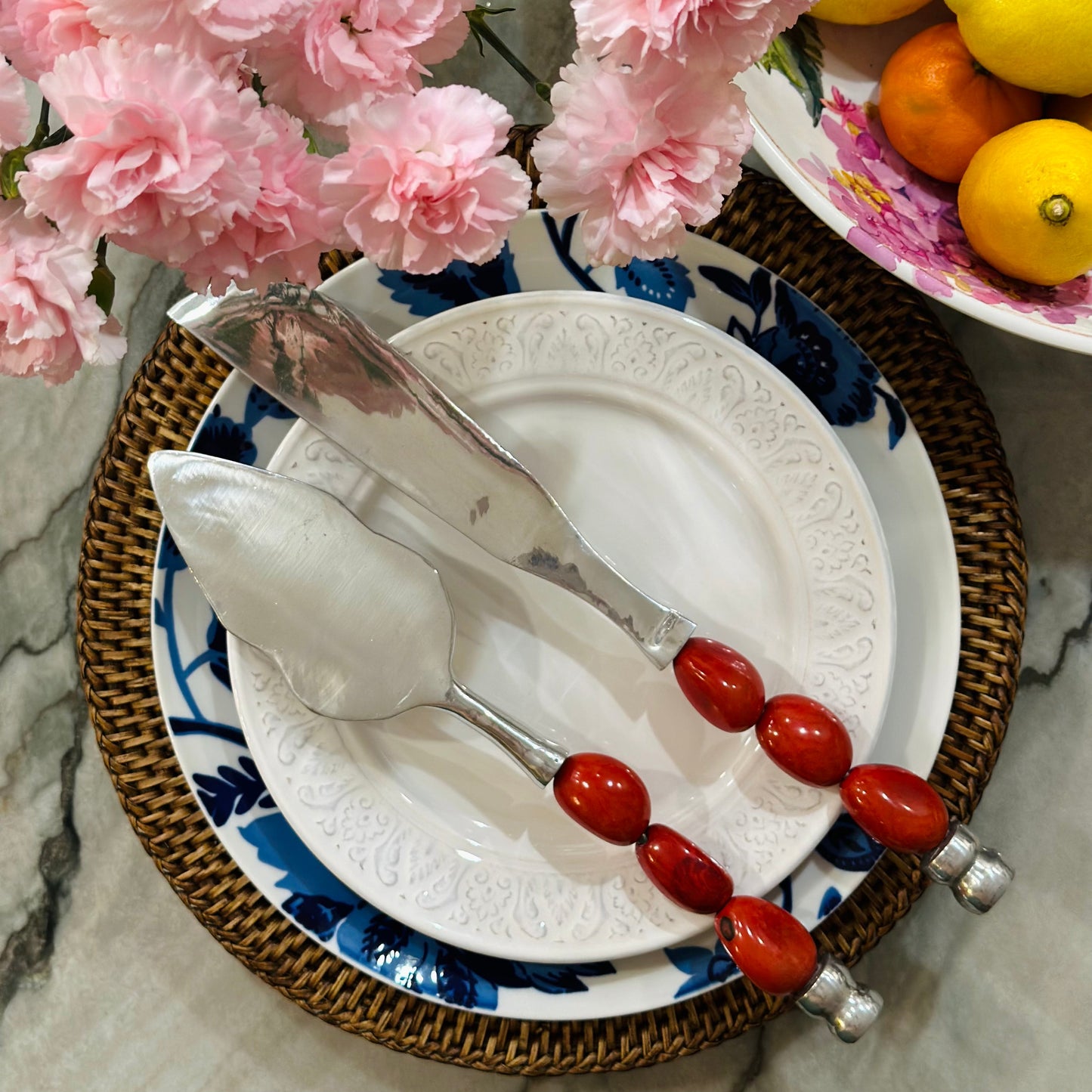 HANDCRAFTED SERVEWARE