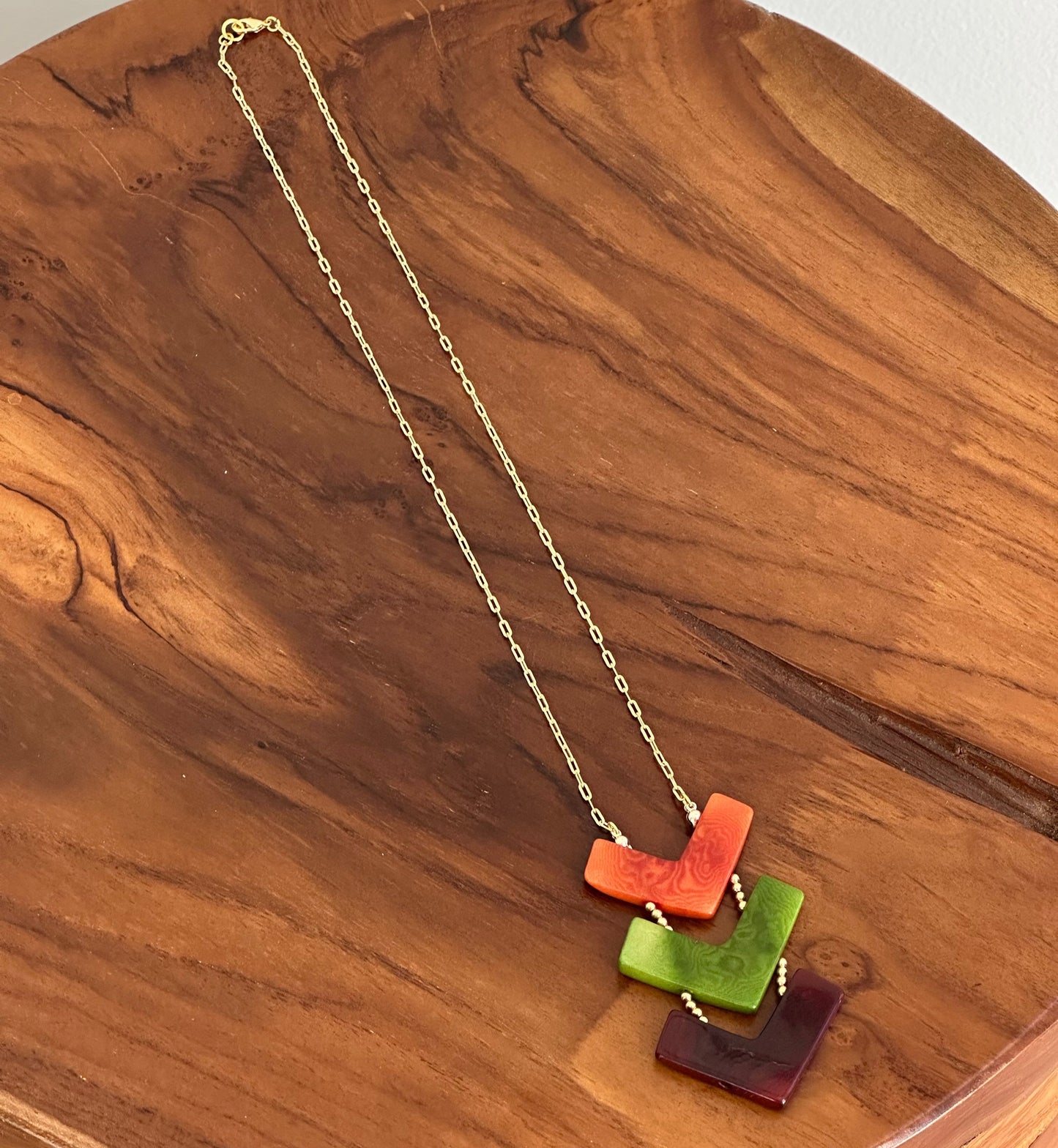V NECKLACES