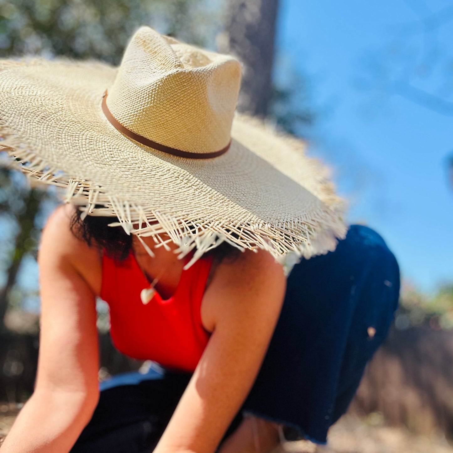VACATION FRINGED SUN HAT
