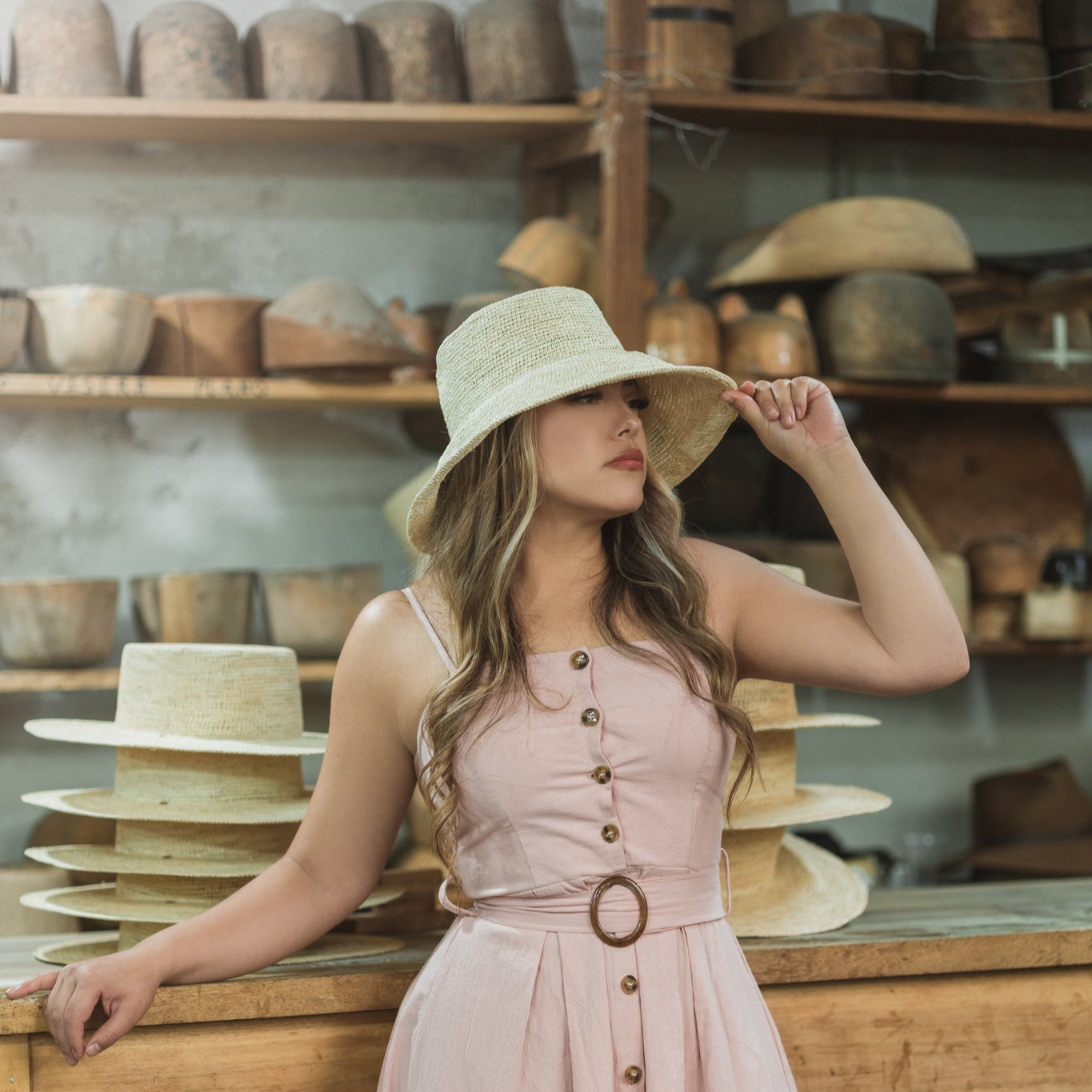 STRAW SUMMER BUCKET HAT
