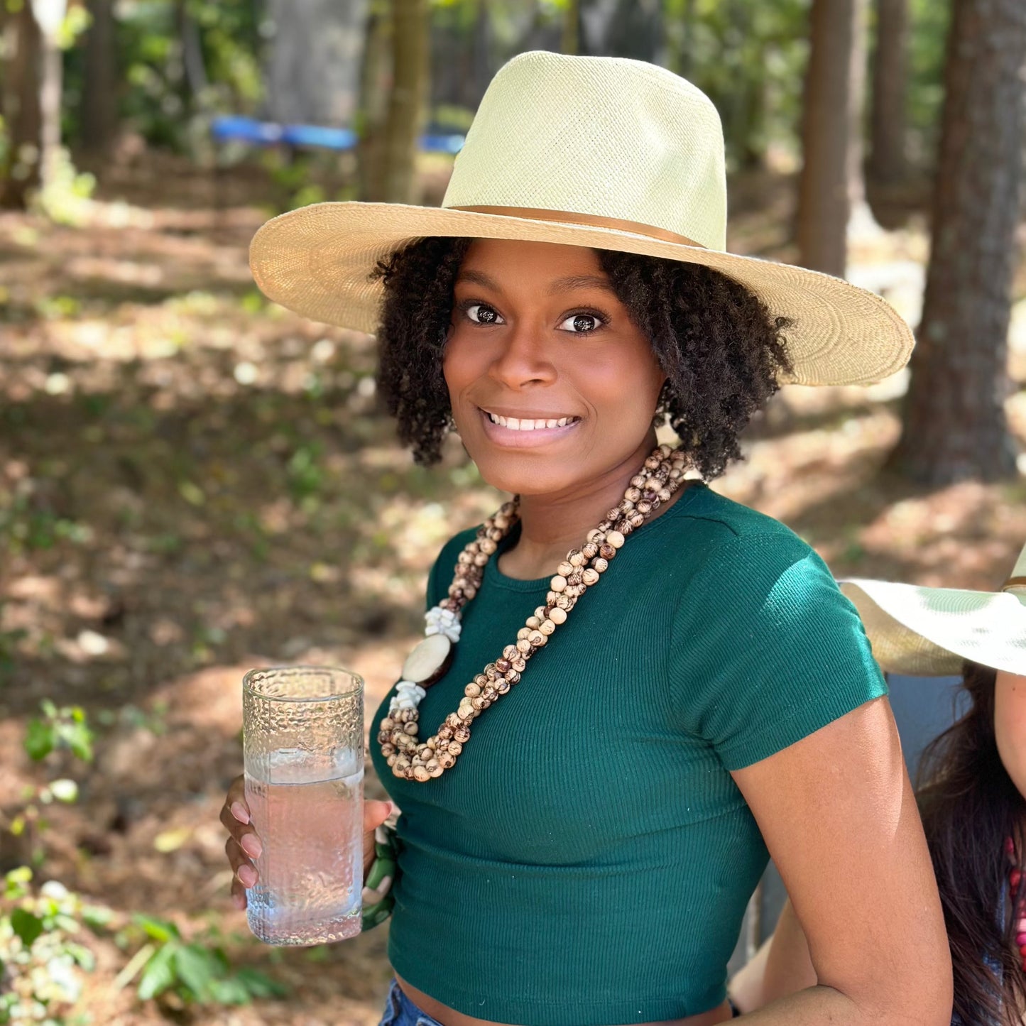 LARGE BRIM NATURAL STRAW HAT