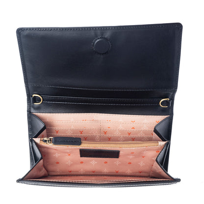 Yellowstone Caldera Leather Wallet with Rivets in Ash