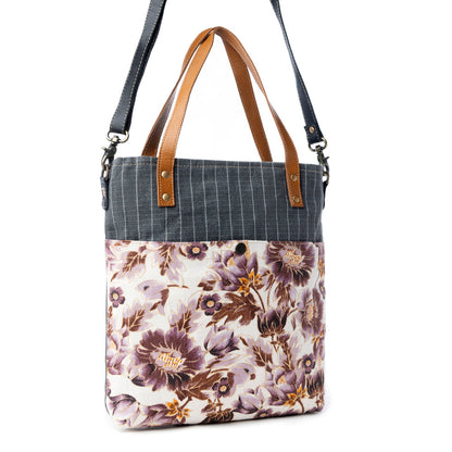 Peonieâ€™s Pleasure Tote Bag