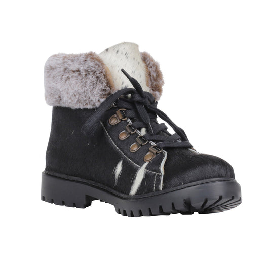 Turbulent Boots