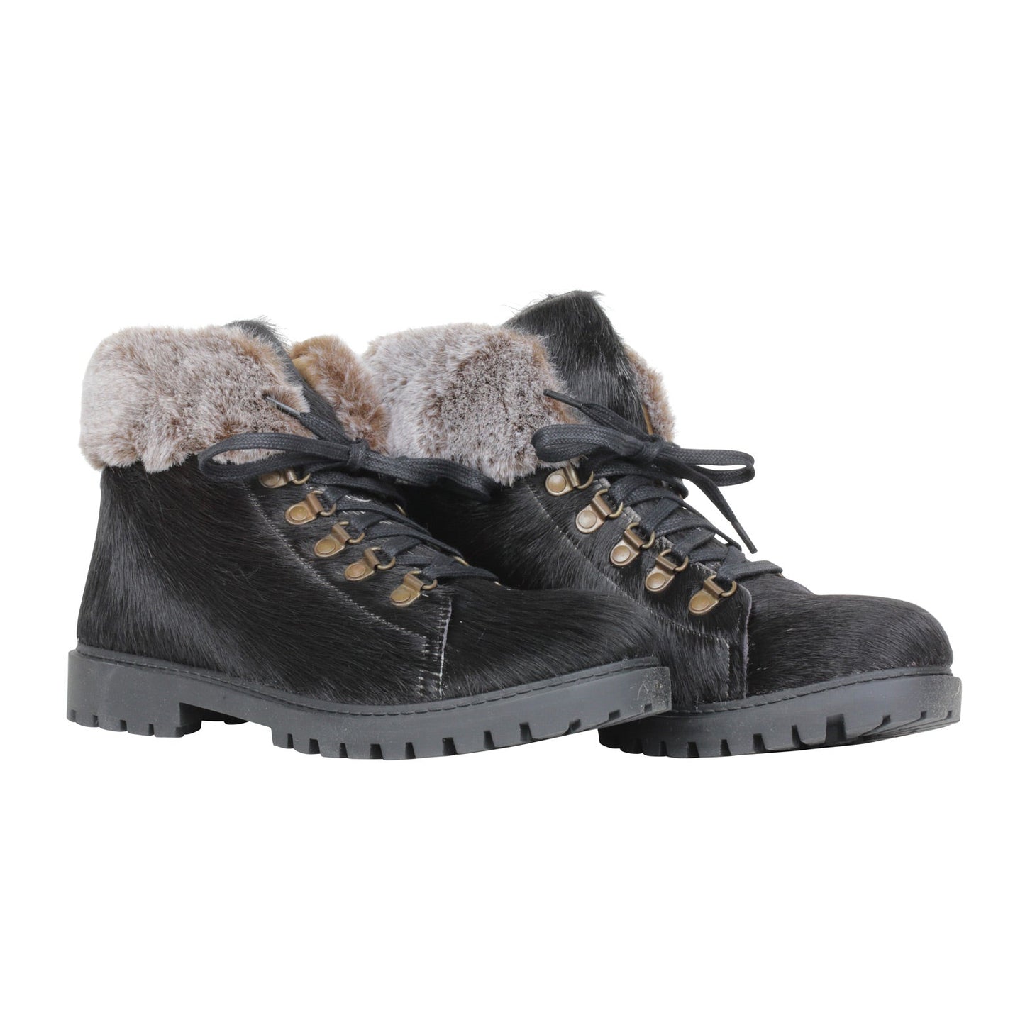 Turbulent Boots