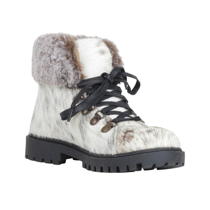 Turbulent Boots