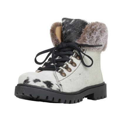 Turbulent Boots