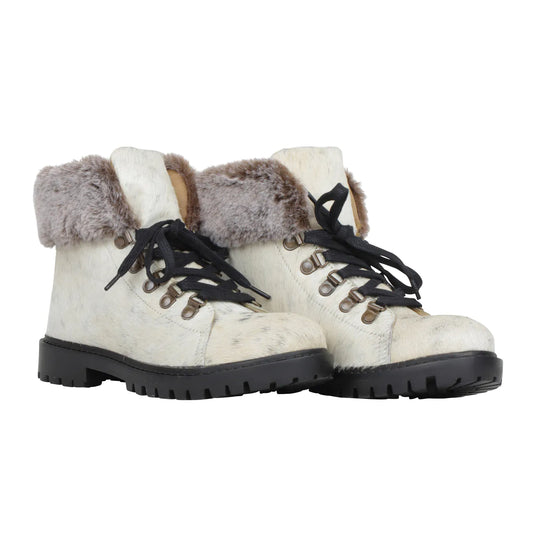 Turbulent Boots