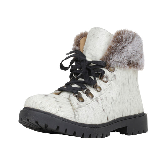 Turbulent Boots
