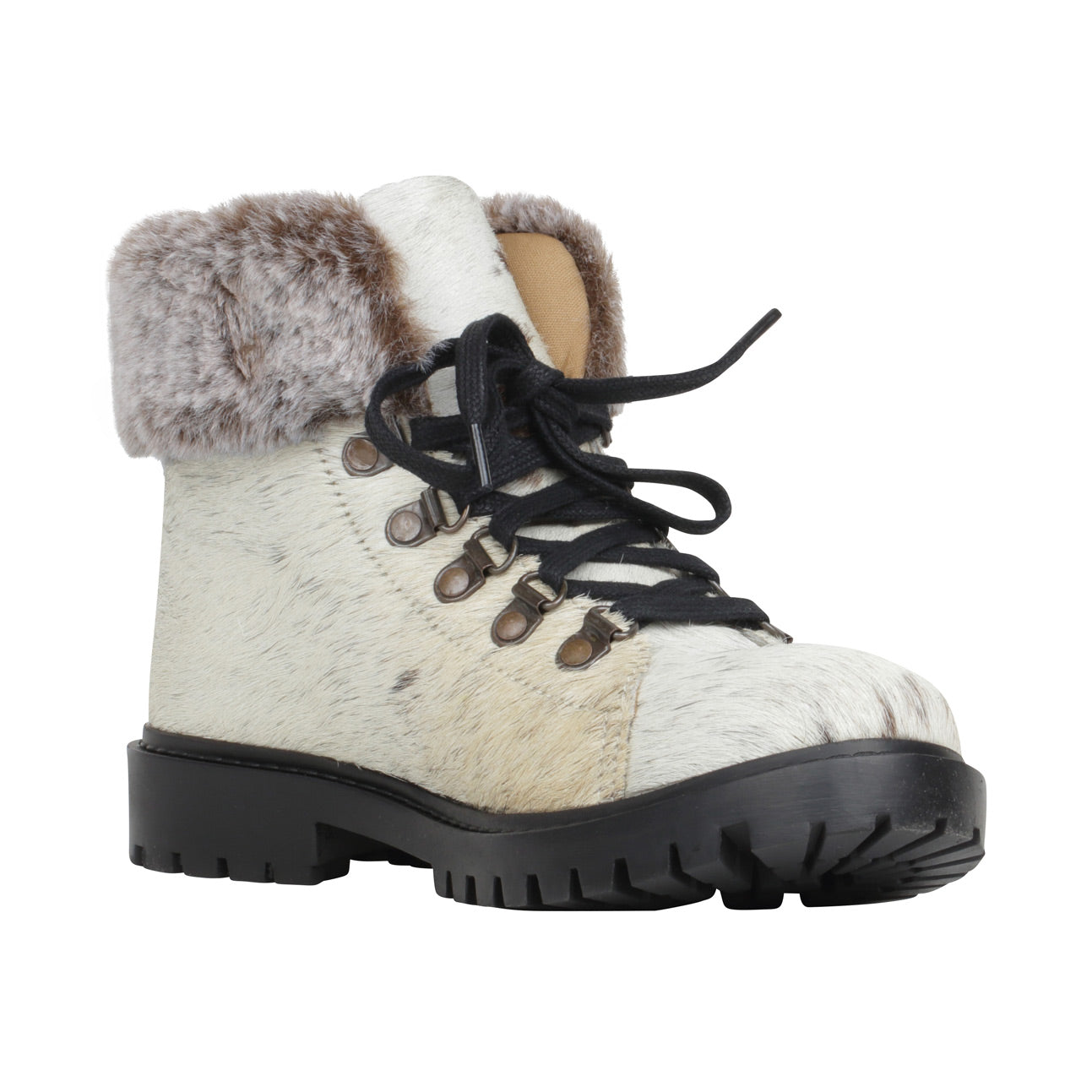 Turbulent Boots