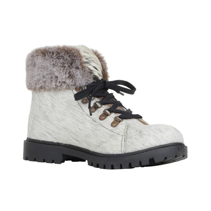 Turbulent Boots